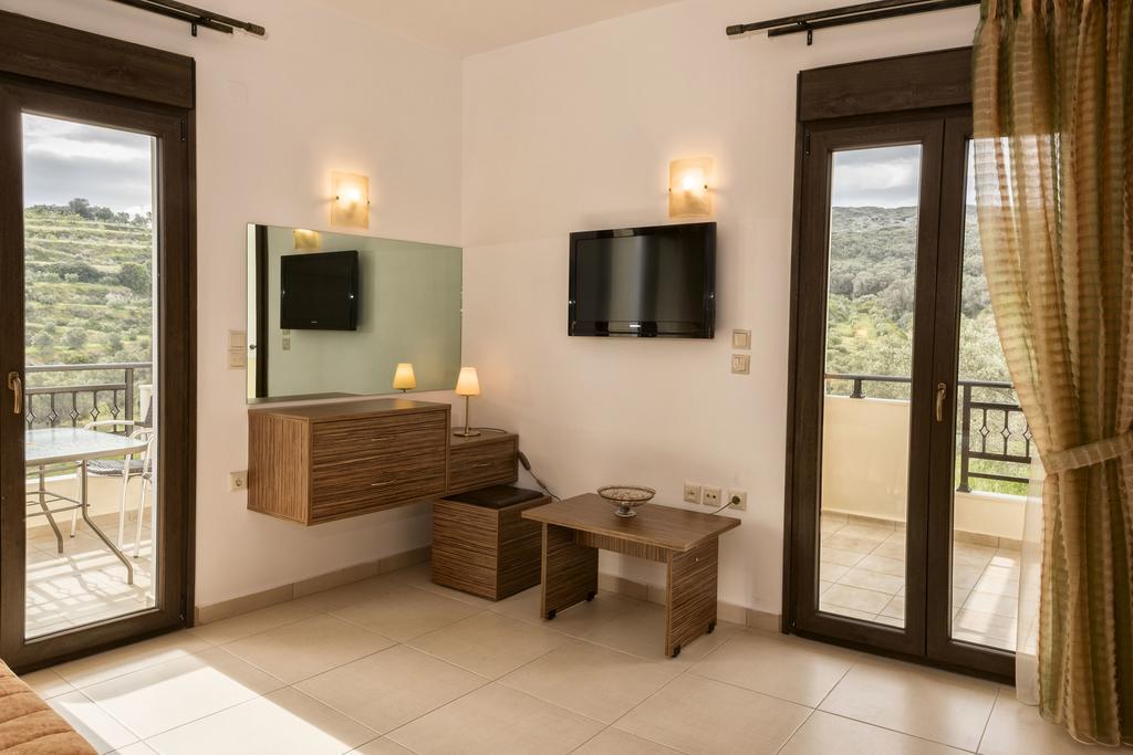 Villa Laga With Pool, 300M To Taverns, Childrens Area, Bbq! Kirianna Eksteriør bilde