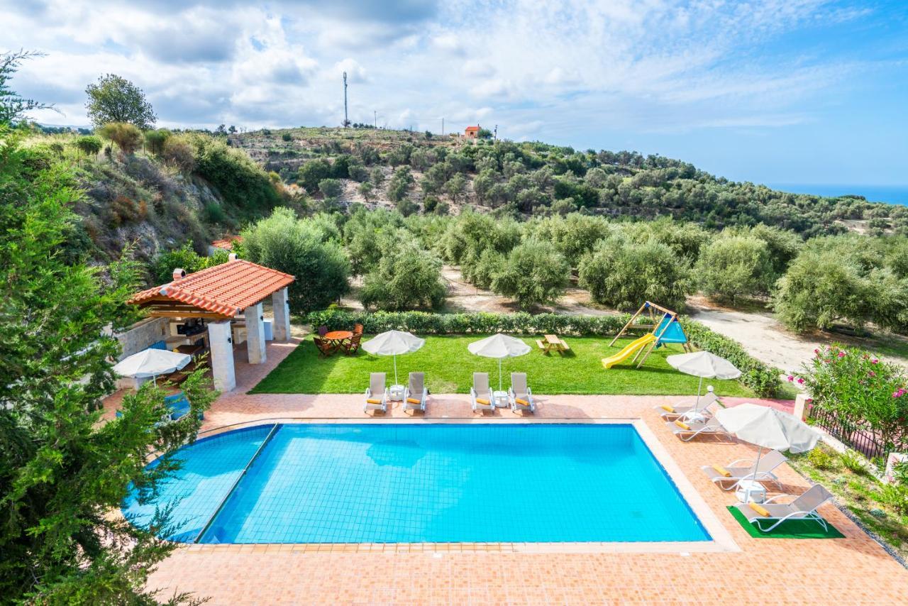 Villa Laga With Pool, 300M To Taverns, Childrens Area, Bbq! Kirianna Eksteriør bilde