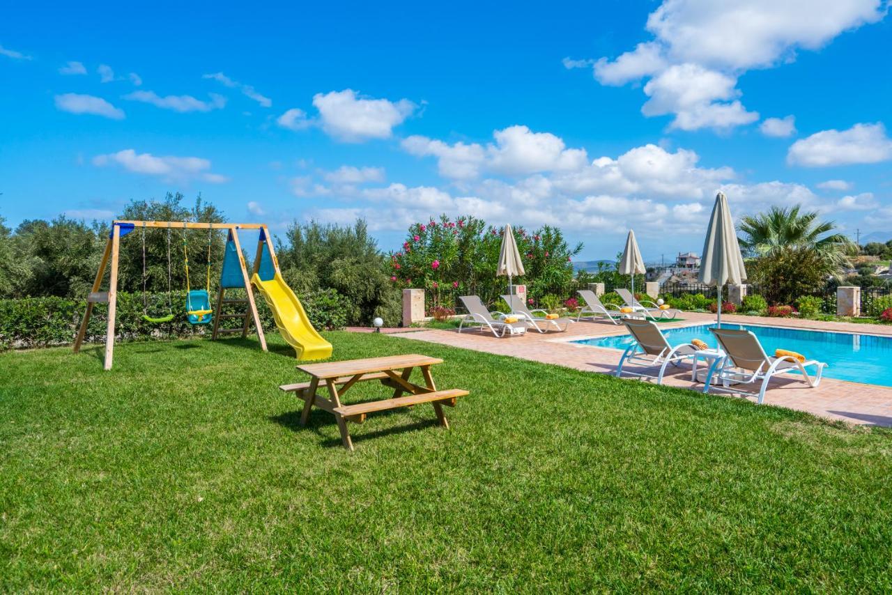 Villa Laga With Pool, 300M To Taverns, Childrens Area, Bbq! Kirianna Eksteriør bilde